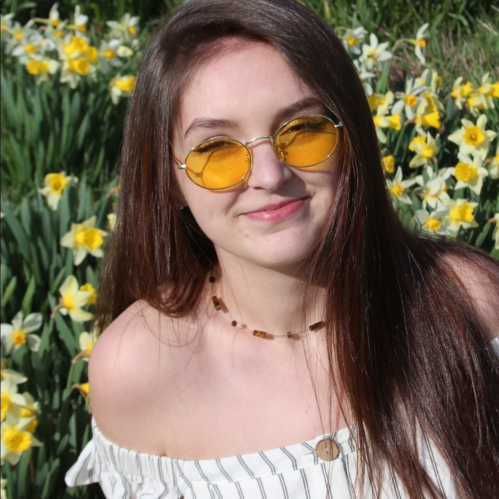 Meet your Posher, Maria